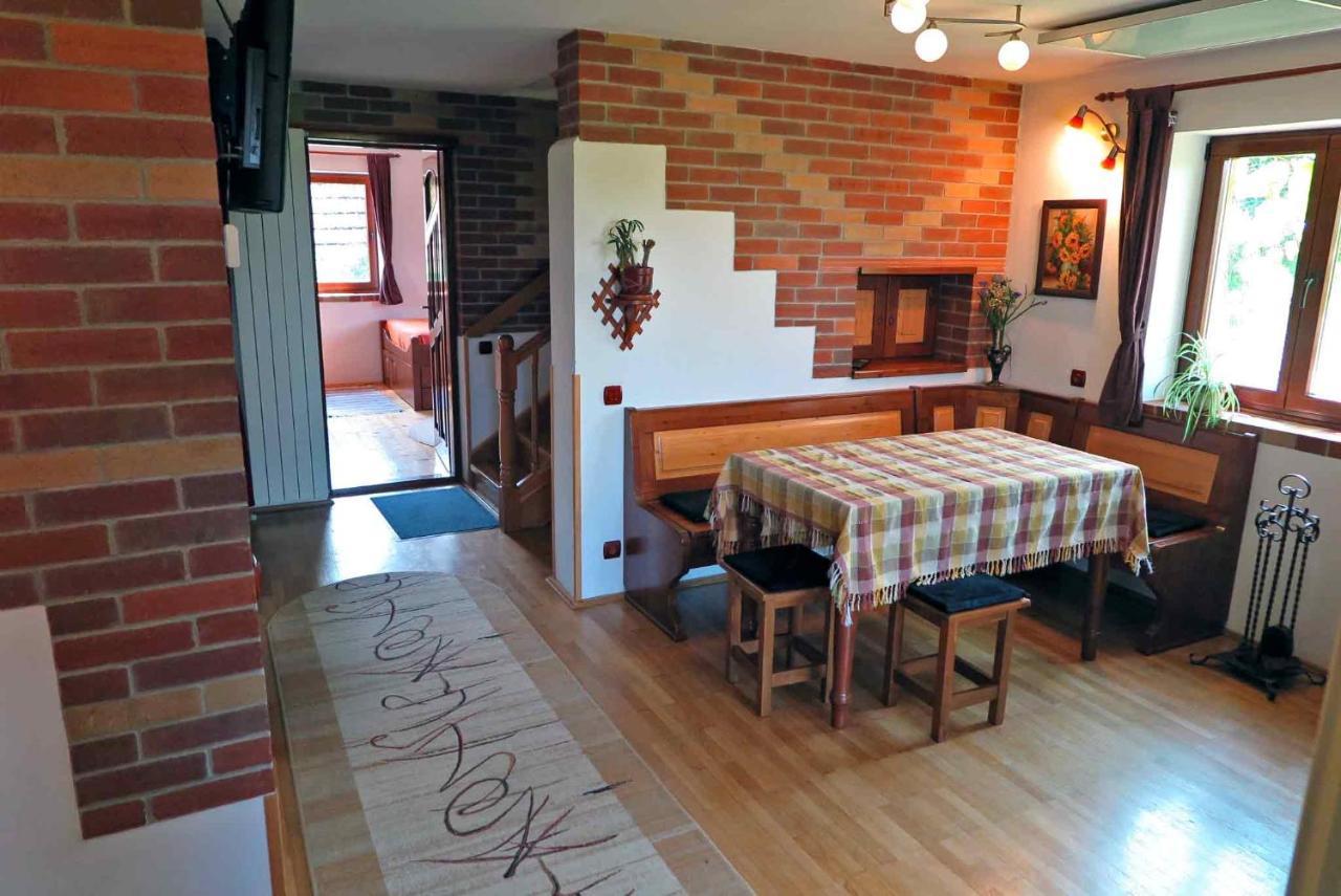 Casa Zollo Apartment Sălişte Exterior foto