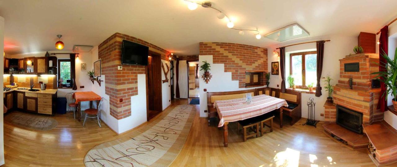 Casa Zollo Apartment Sălişte Exterior foto